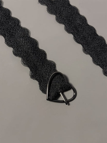 Herz Schwarzer Gürtel Weiße Schnalle / Rot