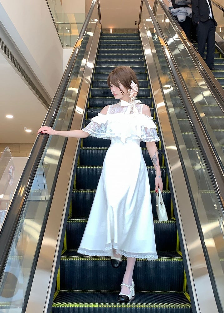 Jirai Beige Innocent Long Style Clean with Dress Flounce Off-Shoulder Kei Tiered