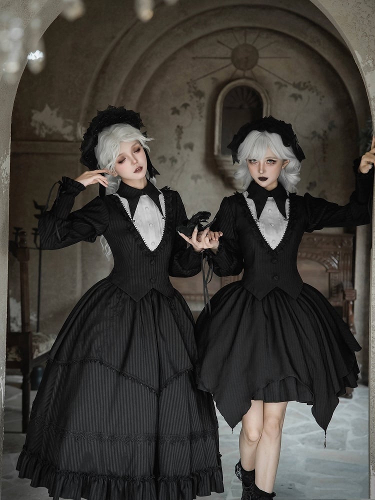 Gothic Bat Juliette Collar Black Sleeves with Wings Top Striped Lolita