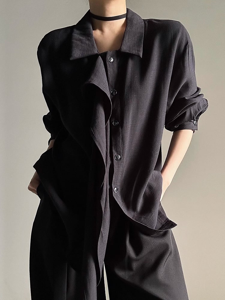 Loose Collar Lolita Draping Long Ouji Shirt Retro Black Pointed with Ribbon