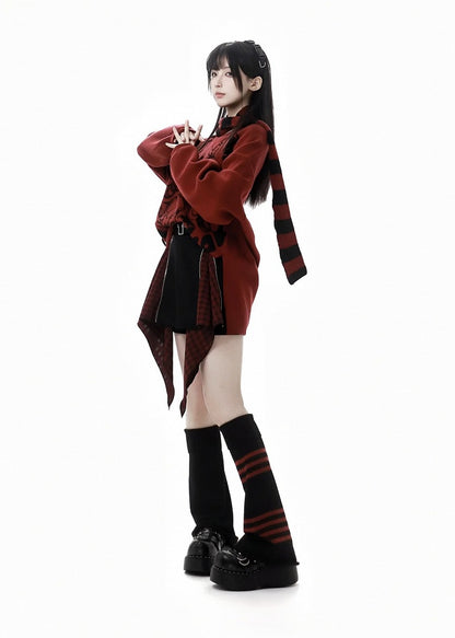 Roter Strickpullover mit V-Ausschnitt und Cartoon-Muster