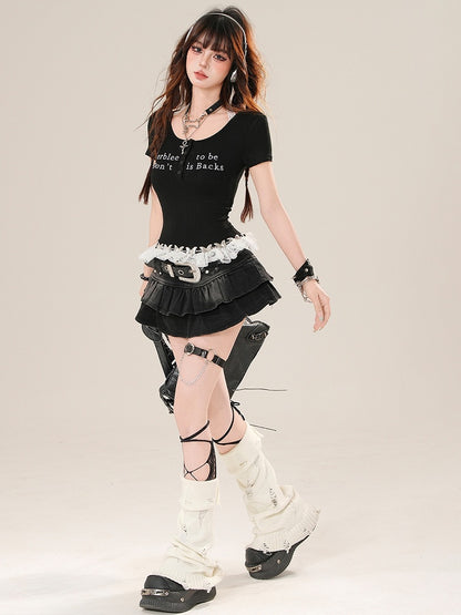 レースレターネックTシャツ ブラック/ホワイト グラマラスプリントトリム ホルターネック