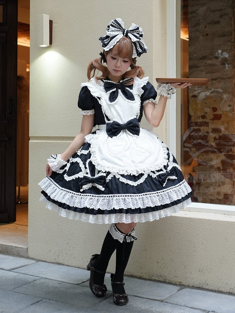 Robe OP en dentelle à col oreilles de lapin noir et blanc