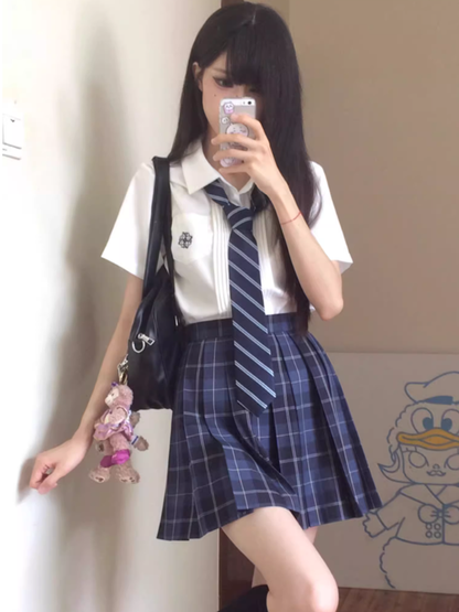 Pleating Style Embroidery Floral Details Sleeves White/Blue Short Preppy Version Shirt