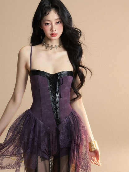 裾スリップドレスフロントアシンメトリーレースディテールショーツパープルバスクウエストレースアップグラマラス