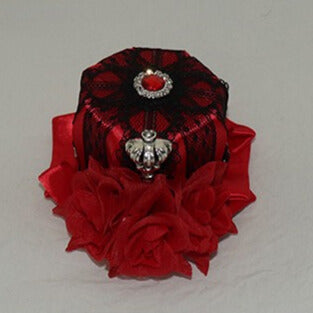 青/赤の帽子の装飾とラインストーンの王冠レースのミニデザインの花柄