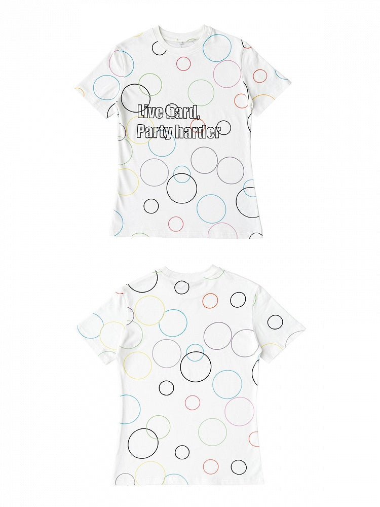 Festival Fitted White Tee with Letter and Circle Print - CHAI