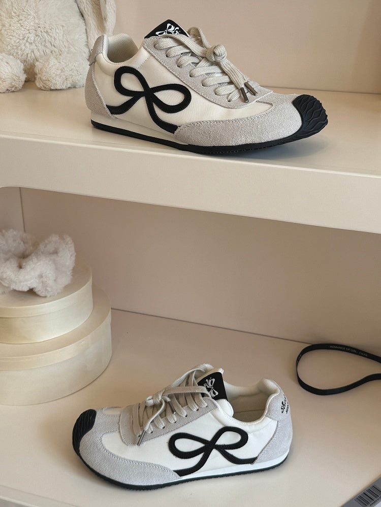 White Sneakers Front Ties Bowknot Lace-up Design