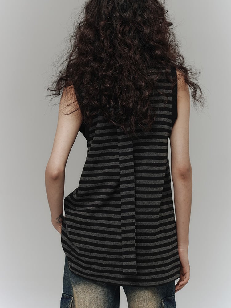 Punk Placket Gray Safety Partial Pin Black Button Top Tank Striped with Star