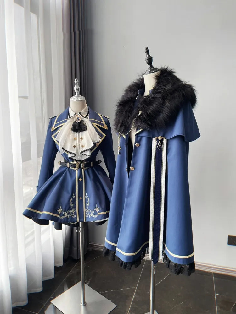 XXL Goldmantel Blauer Rock + Set Cape Shirt Jabot Besatz Ausverkaufsgröße Voll Lolita Militär und