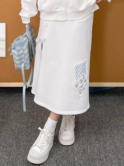 ホワイトレースリボンサイドスリットフローラルアップリケスカート