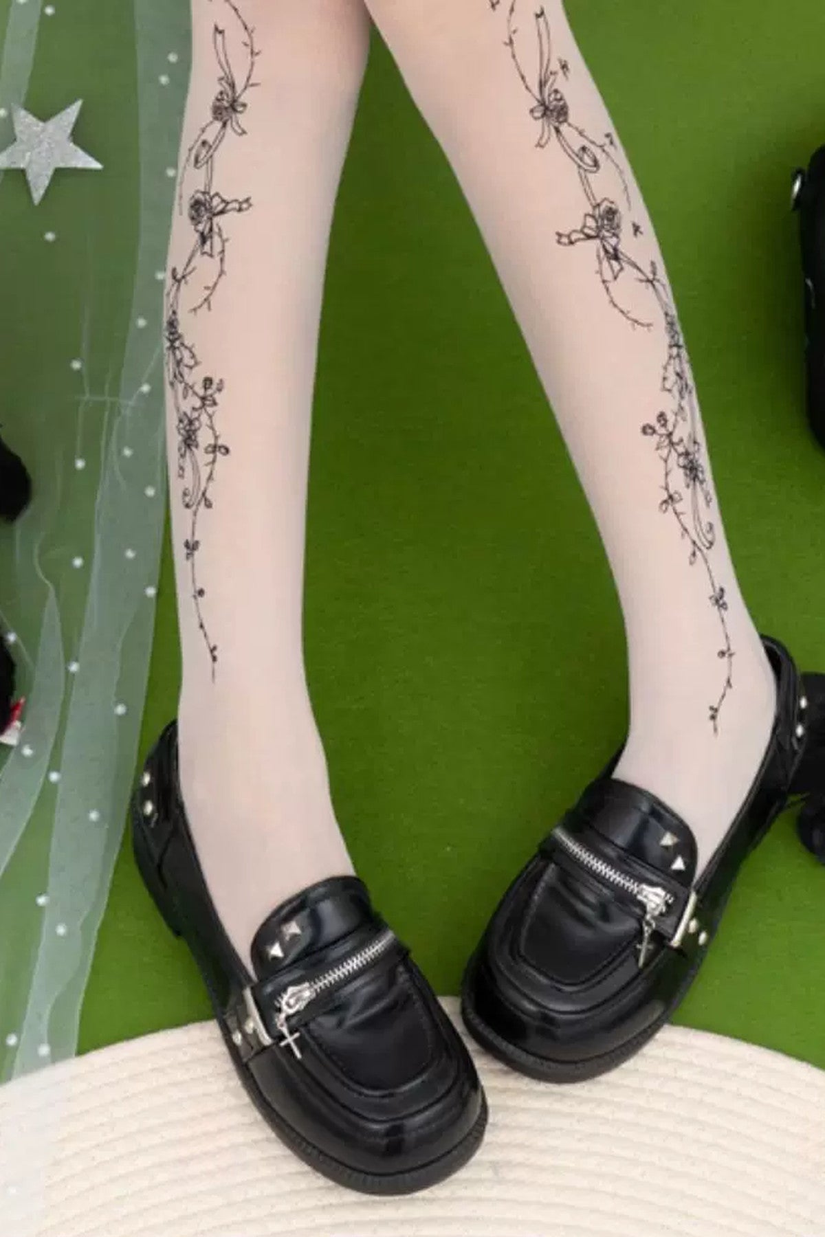 Rose Story Floral Patterned Tights