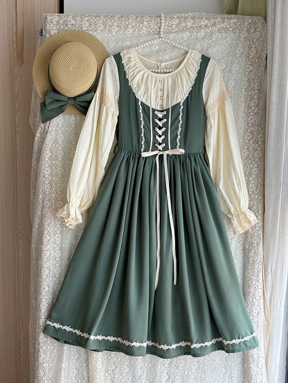 Green & Beige Round Neck Long-sleeved Elegant Classic Lolita Dress with Lace-Up Front