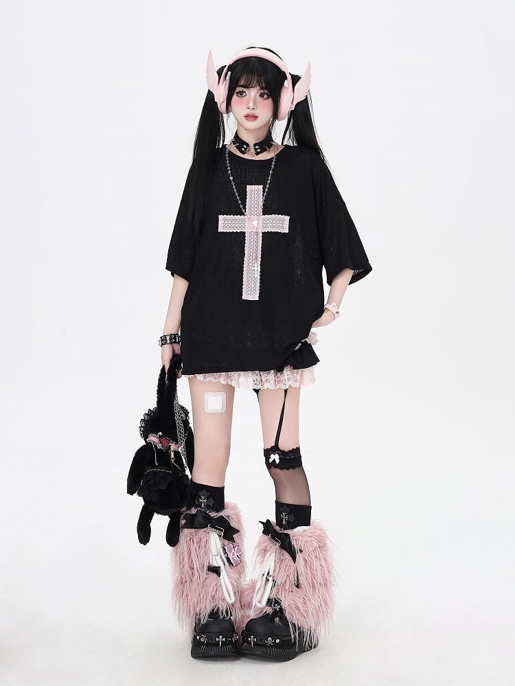 Pink Bittersweet Black Loose with Cross Applique T-Shirt