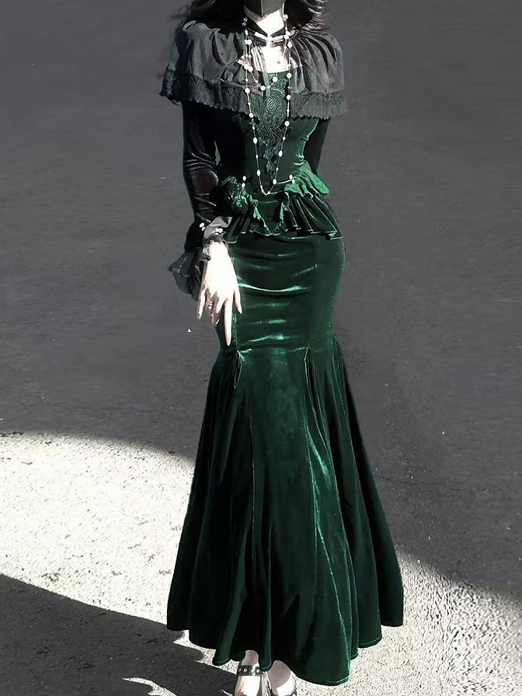 Shrug with Long Green Velvet Dress Forest Dark Mermaid Sleeves