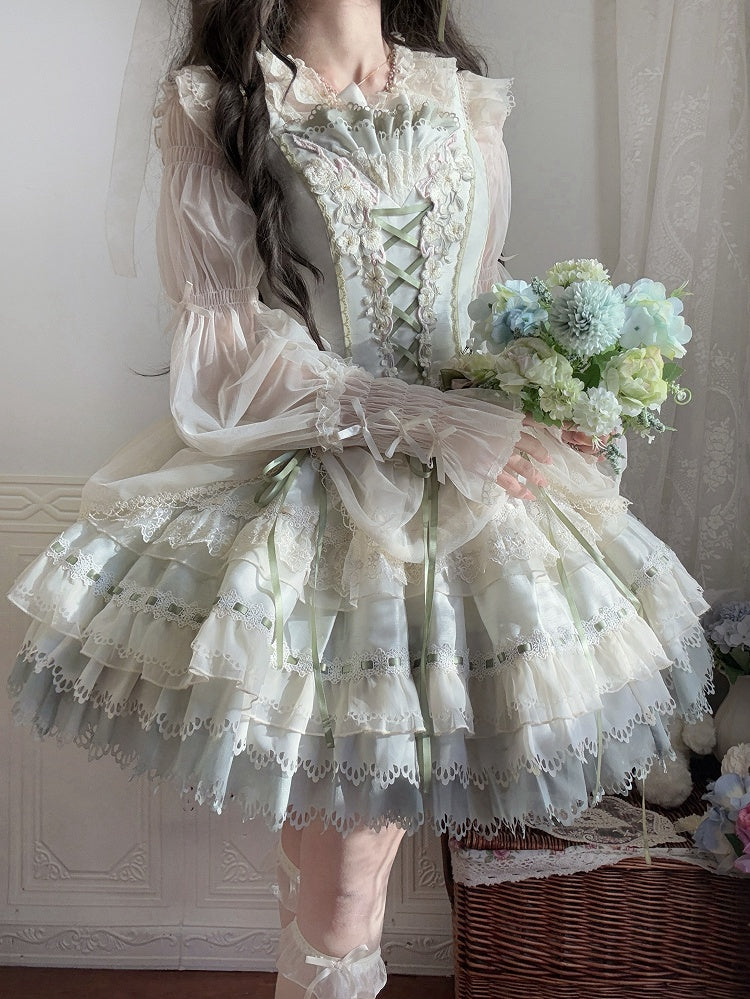 ベージュのセミシースルーレッグオブマトンスリーブブラウス