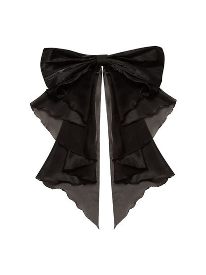 Große schwarze Schleppschleife