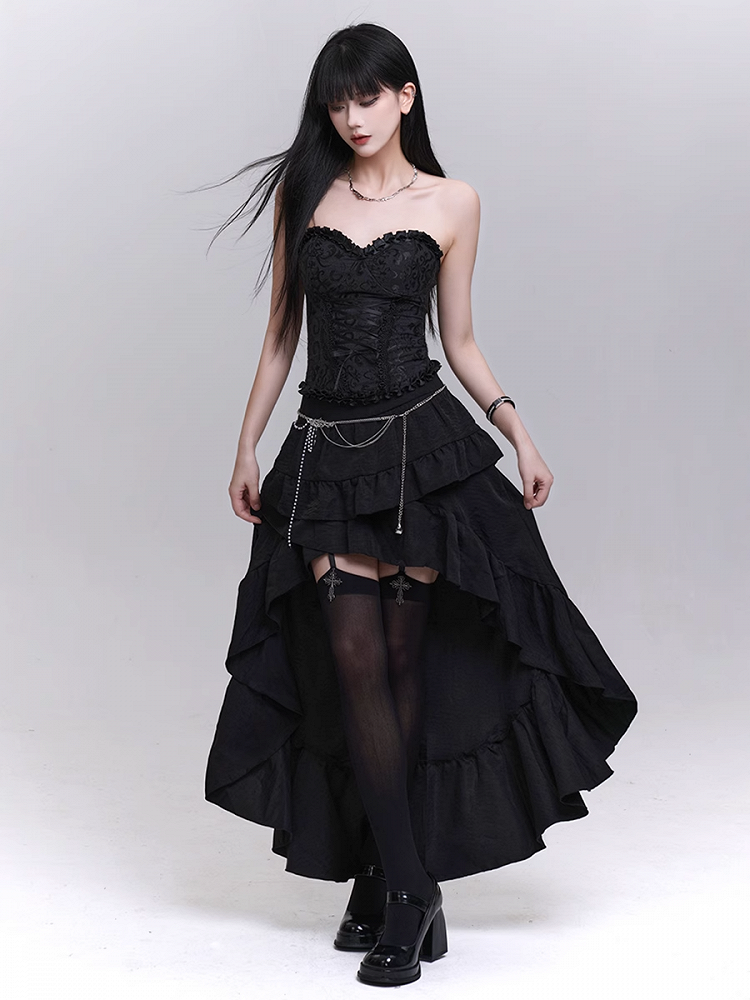 ブラックのカスケーディングフラウンストリムハイロースカート