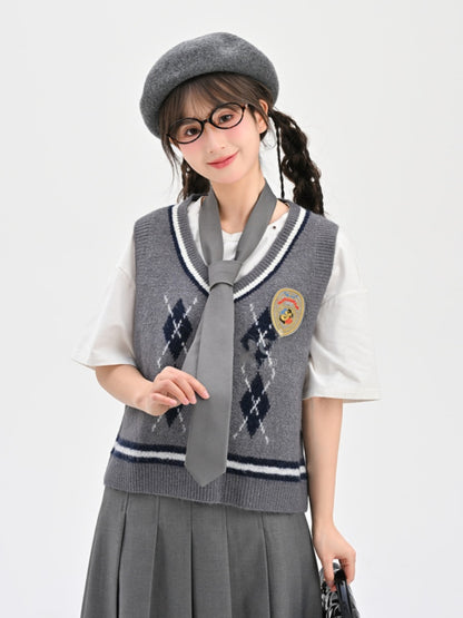 グレーのVネックダイヤモンドプレッピーニットベスト