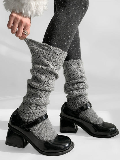 Cutout Knitted Socks Gray/White/Brown Calf Design