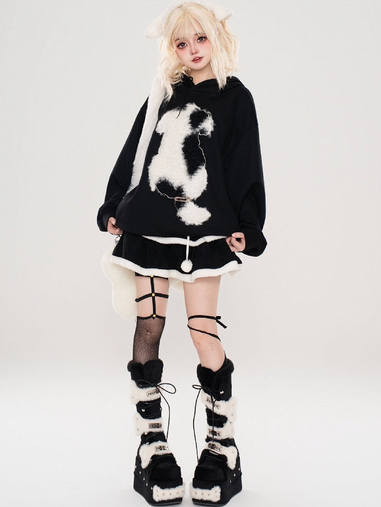 Schwarzer süßer Kapuzenpullover mit Welpenohren und Applikation