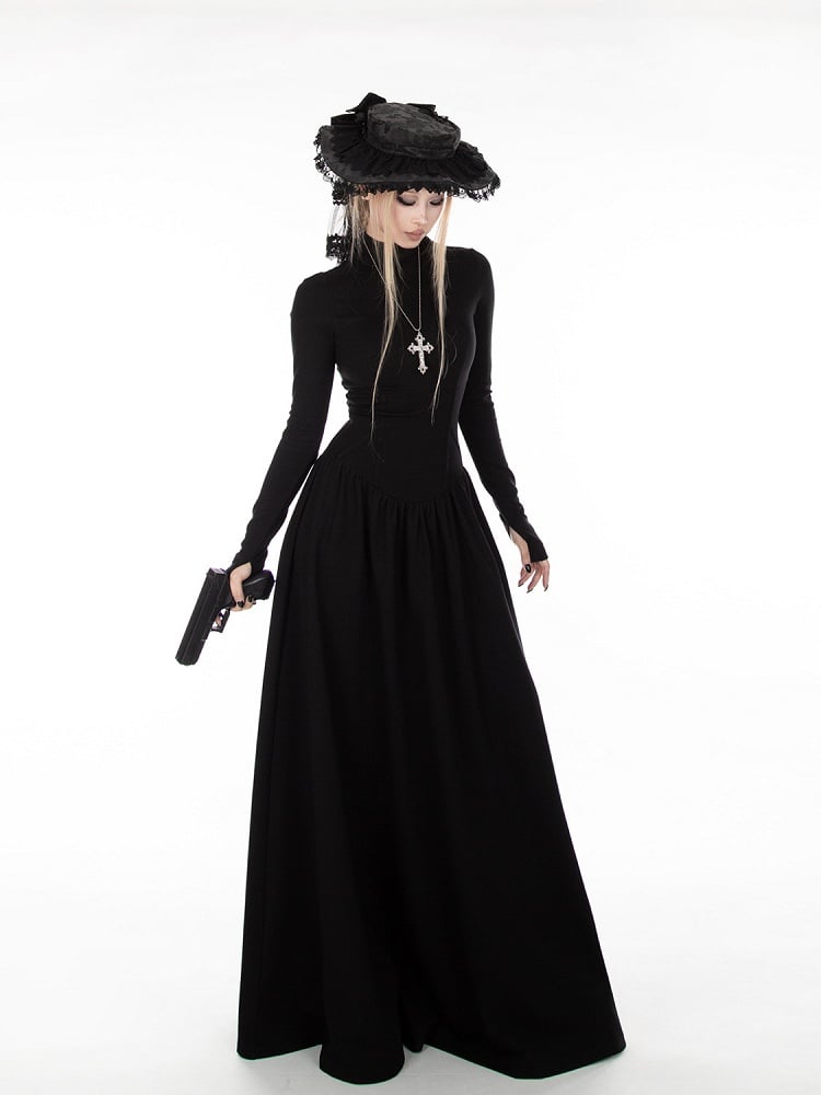 Schwarzes A-Linien-Kleid mit hohem Kragen und gotischen Daumenlochmanschetten