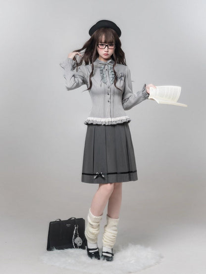 Kei Blouse With Ruffled Neck Striped Jirai Gray Tie