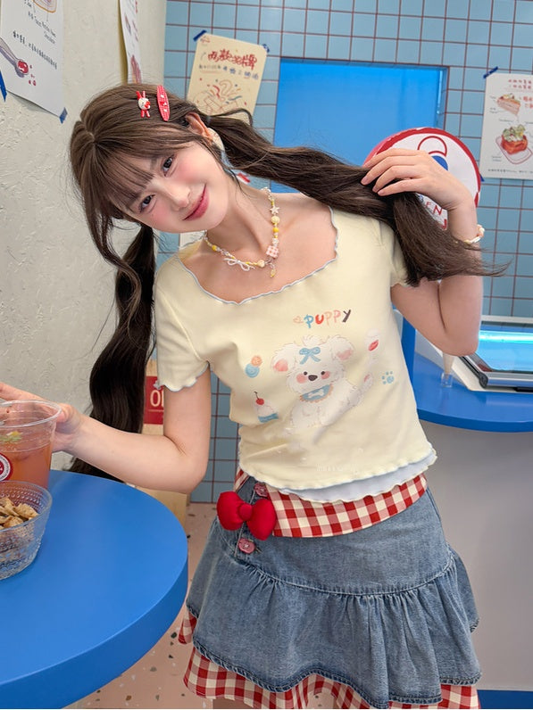 T-Shirt Saum Quadratischer Ausschnitt Apricot Welpendruck Salat