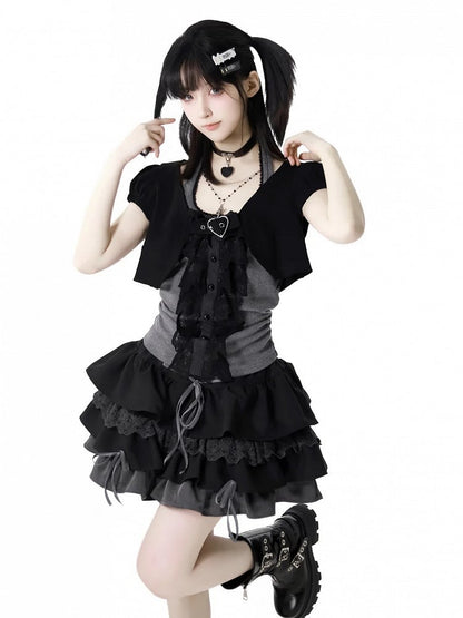 Top Cropped Kurze Herzschnalle Schwarze Ärmel