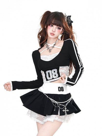 ブラックの太もも丈レースティアードパフィースカート