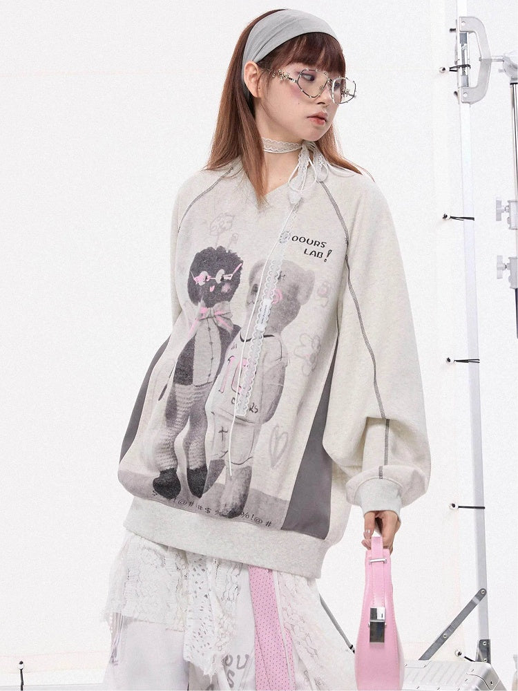 Bear Vintage Gray V-Neck with Print Oversized Sweatshirt
