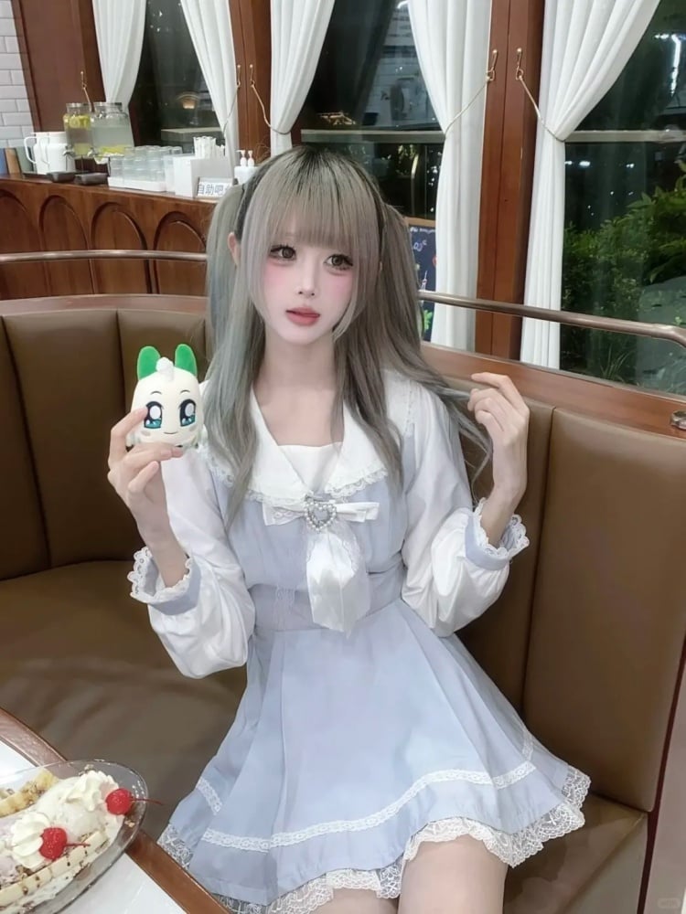 Kleid mit Hasenohren-Design, Matrosenkragen, Shorts mit Rüschenbesatz, Fliege