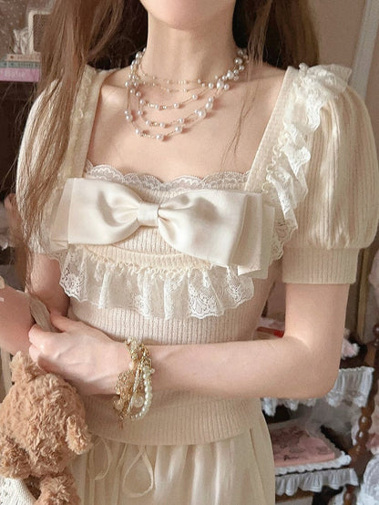 Trim Bow Apricot Top Slim-Fit Puff Playful With Lace Sleeve