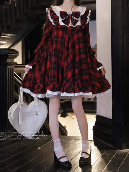 Black Silhouette Sleeves Doll Dress: A-Line Tiered Flutter with Plaid Red