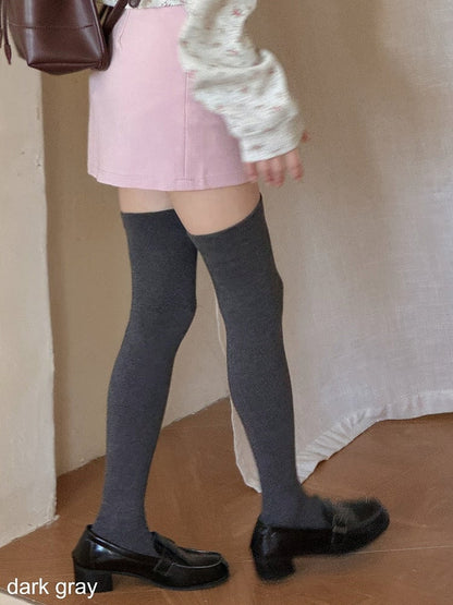 4-Color Ribbed Overknee Stockings with Cat Pattern Stay Ups - Xi Shang Mei Shao