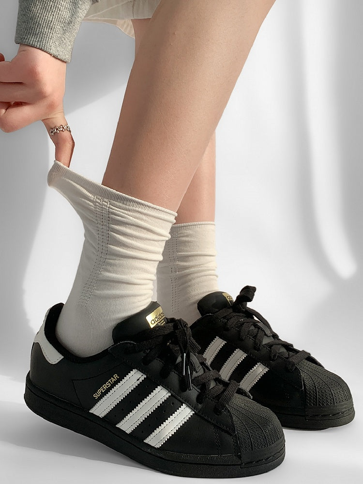 Socks Loose White Ribbed Trim