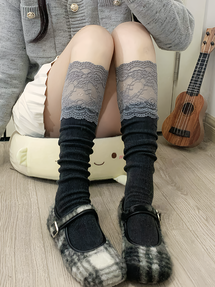 White/Gray/Black Sweet Lace Trim Calf Socks