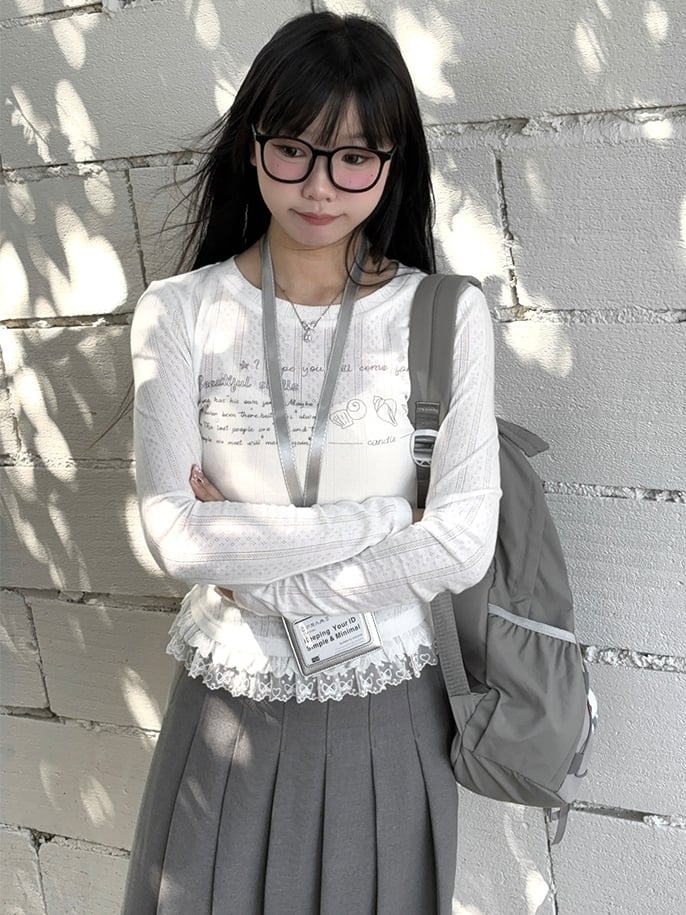 ホワイトレーストリムラウンドネックグラフィックTシャツ