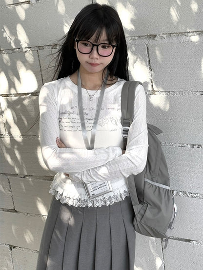 ホワイトレーストリムラウンドネックグラフィックTシャツ