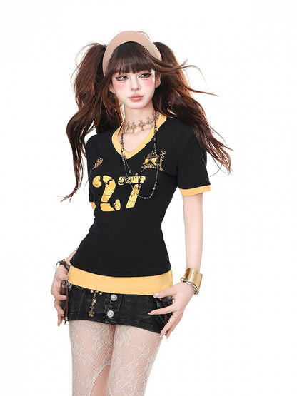 Print V-Neck Number Black Bow Slim Core T-Shirt Blokette with