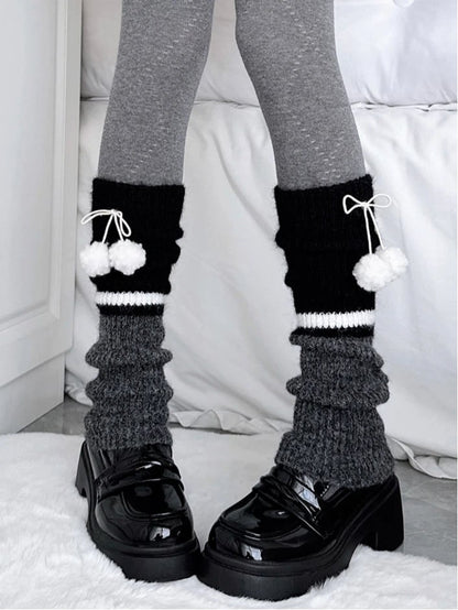 Jambières Noires Amples en Tricot Gris avec Pompons