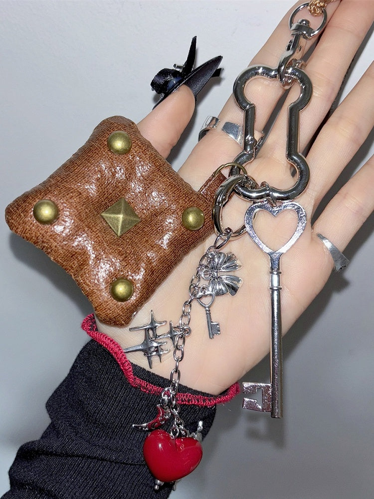 ペンダントパンクネックレスハートとウェイストランドブラウンキー