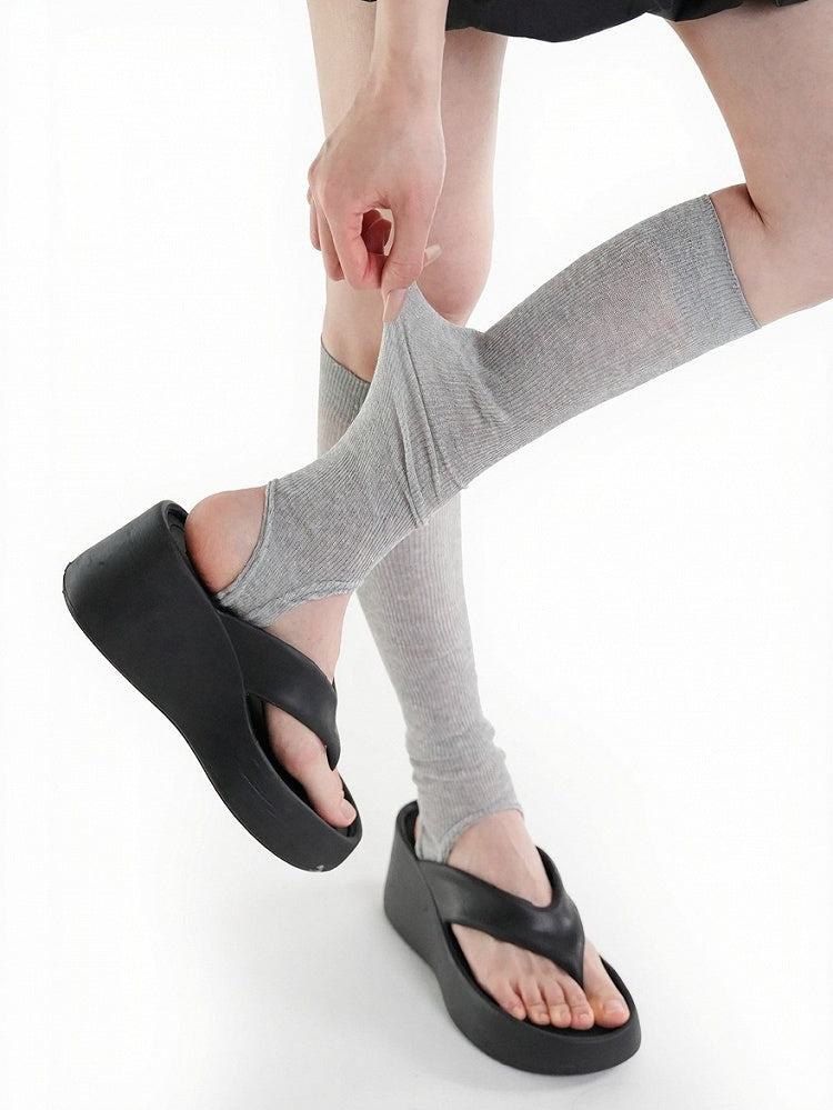Ribbed Trim Striped Calf Socks in 5 Colors - ModaSwings
