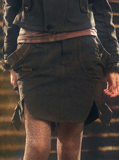 Multi-Slit Embroidery Design Skirt Black Short with Punk Denim