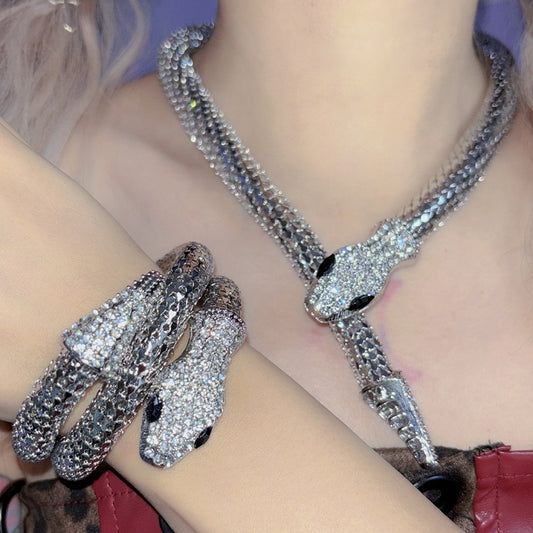 Silver Design Bangle Snake Set With Necklace