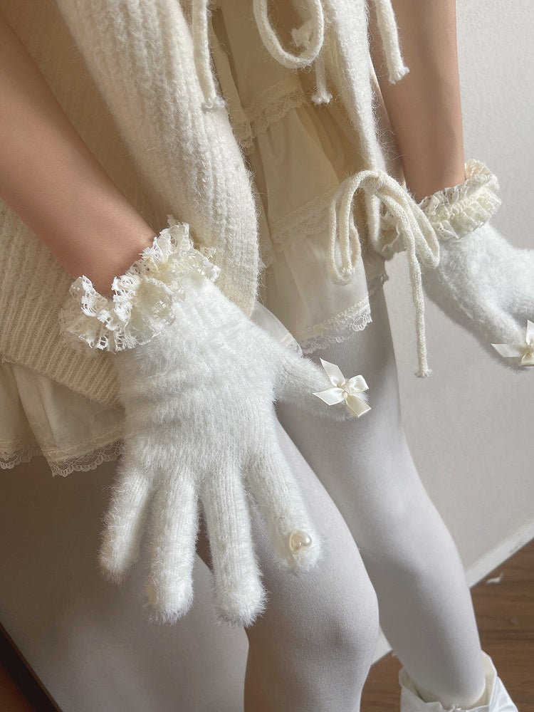 Heart Black Warm White Bead Bow with Accents and Gloves / Trim