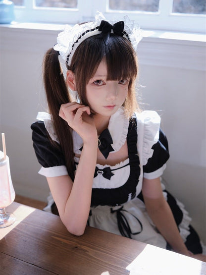 Maid Jirai-Kei Black White Tiered Dress Lace Trim Short Sleeve - Puppet Bombs