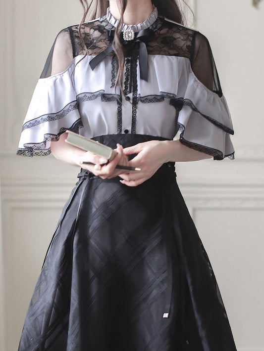 with Contrast Trim Jirai Kei Black Illusion Neckline and Purple Lace Cape Design Top