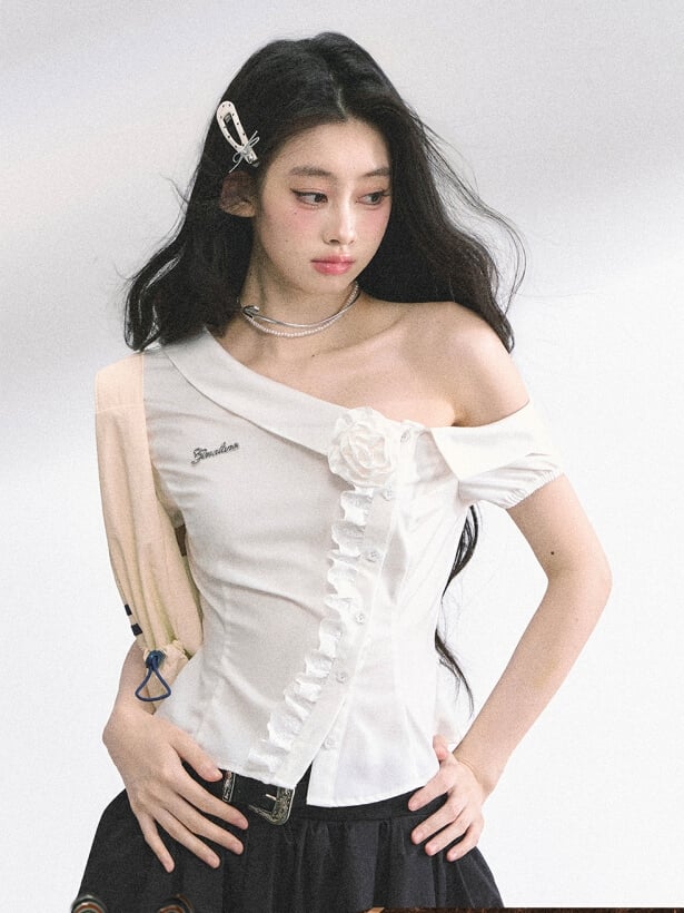 Floral White Trim Asymmetrical Foldover Collar Lace Short Sleeves Shirt Decoration