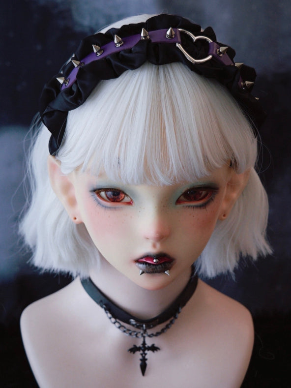 Trim und lila Design KC Rüschen Nieten Gothic schwarz verziert